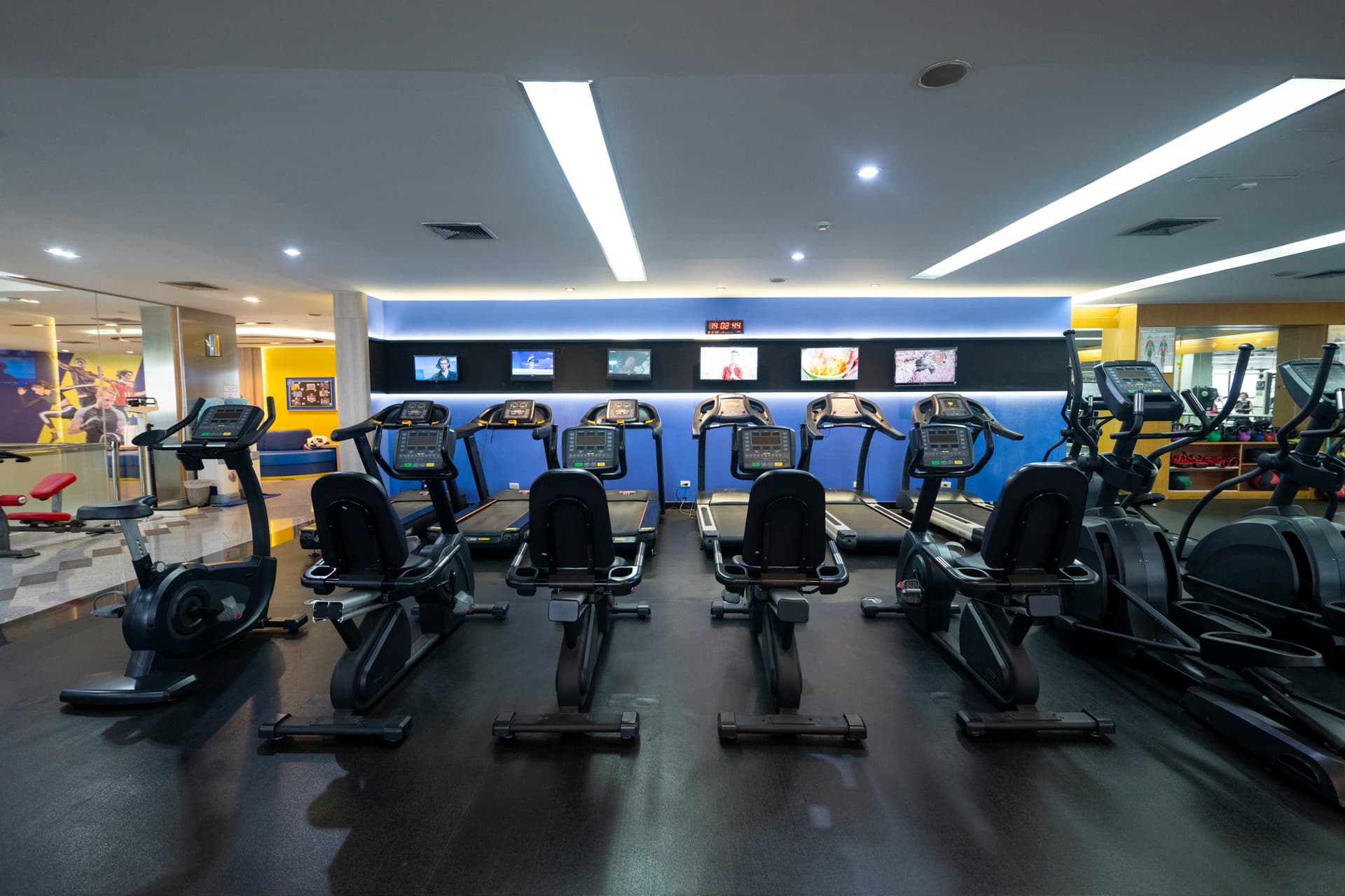 Cardio equipment in Bangkok gym