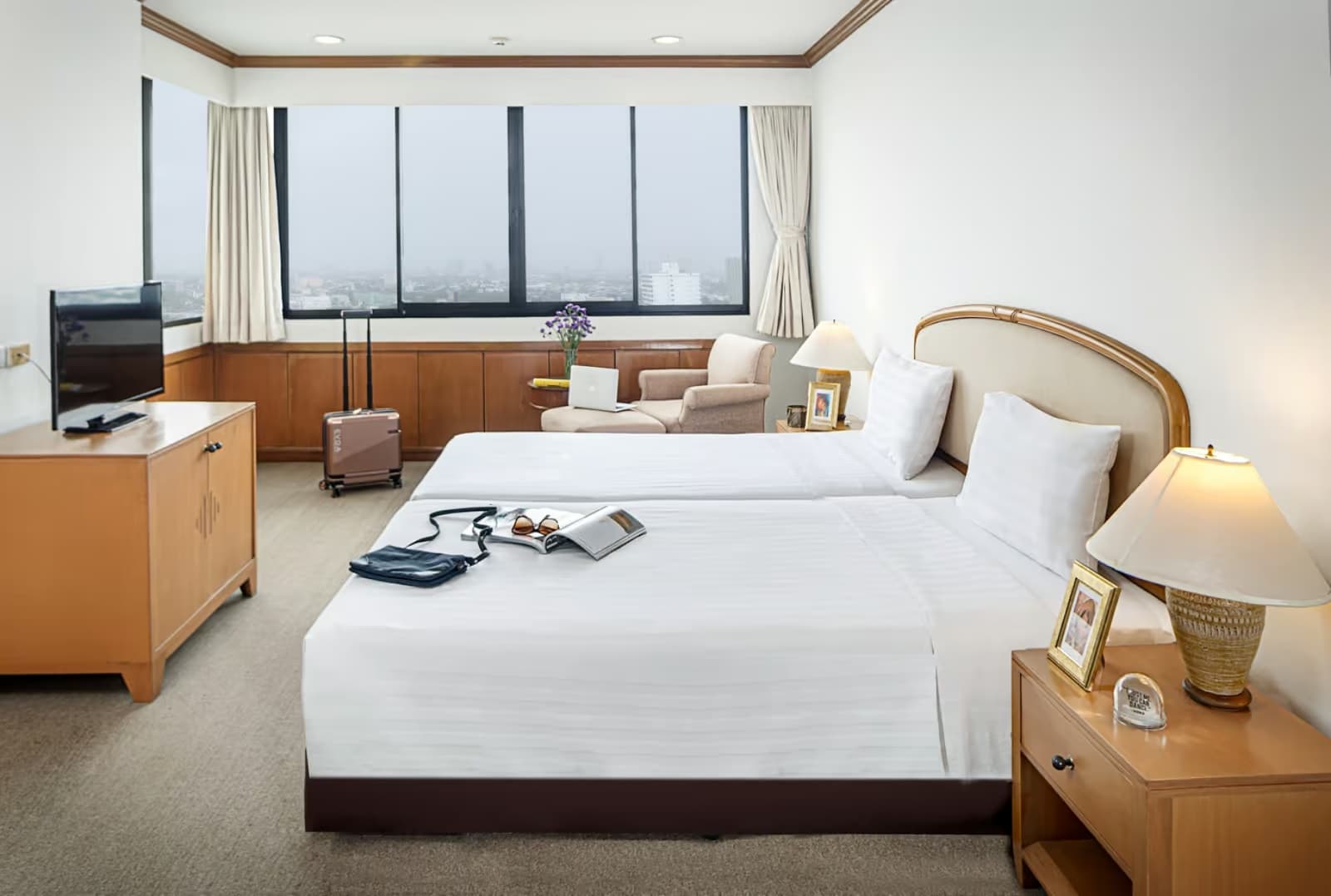 Master bedroom in 3 Bedroom at Riverine Place